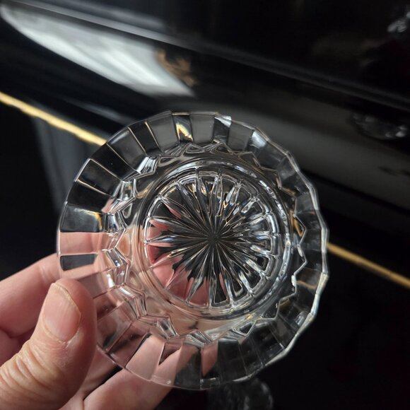 Mikasa glass butter or jam dish with lid. - Picture 5 of 5